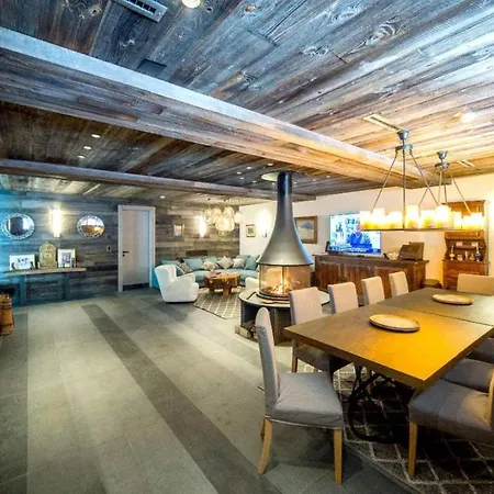 8br Elegant And Modern Chalet With Pool Lens