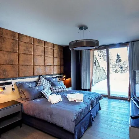 8br Elegant And Modern Chalet With Pool Villa