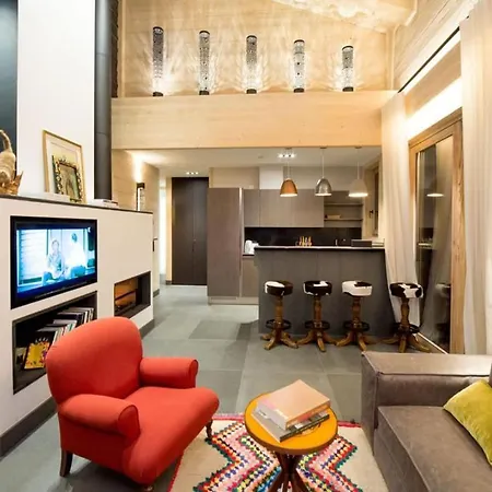 Vila 8br Elegant And Modern Chalet With Pool *